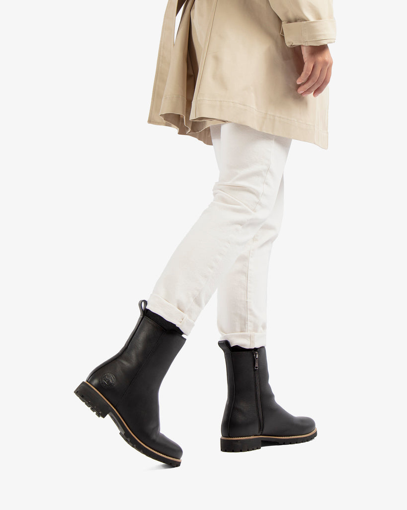 Beca Trav botas de piel con forro interior de pelo. negro