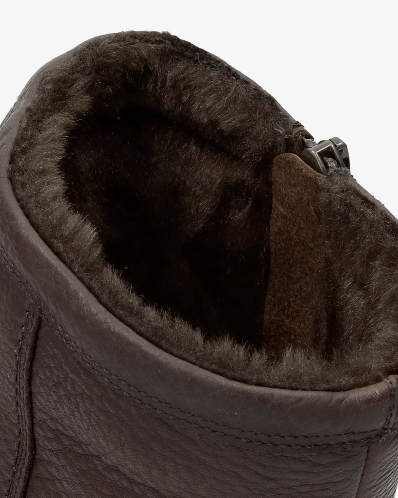 Fedro botas de piel con forro interior de pelo. marron