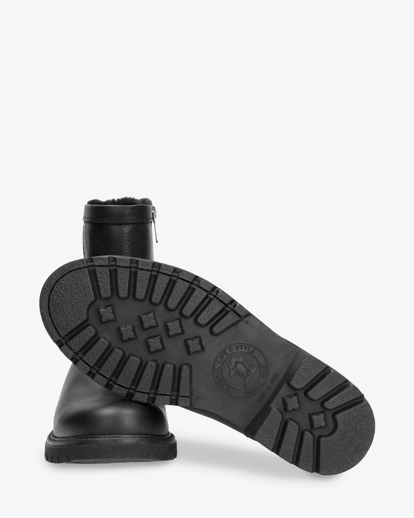 Fedro botas de piel con forro interior de pelo. negro