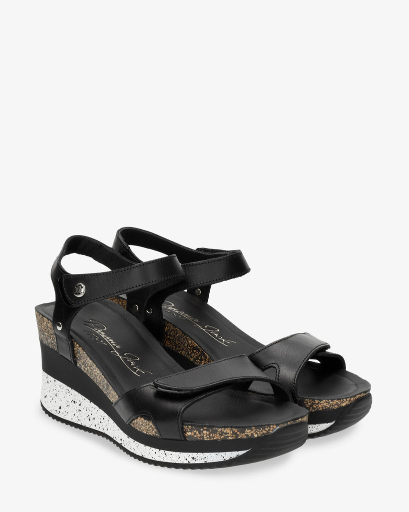 Nica Sport sandalias de piel con forro interior de piel. negro