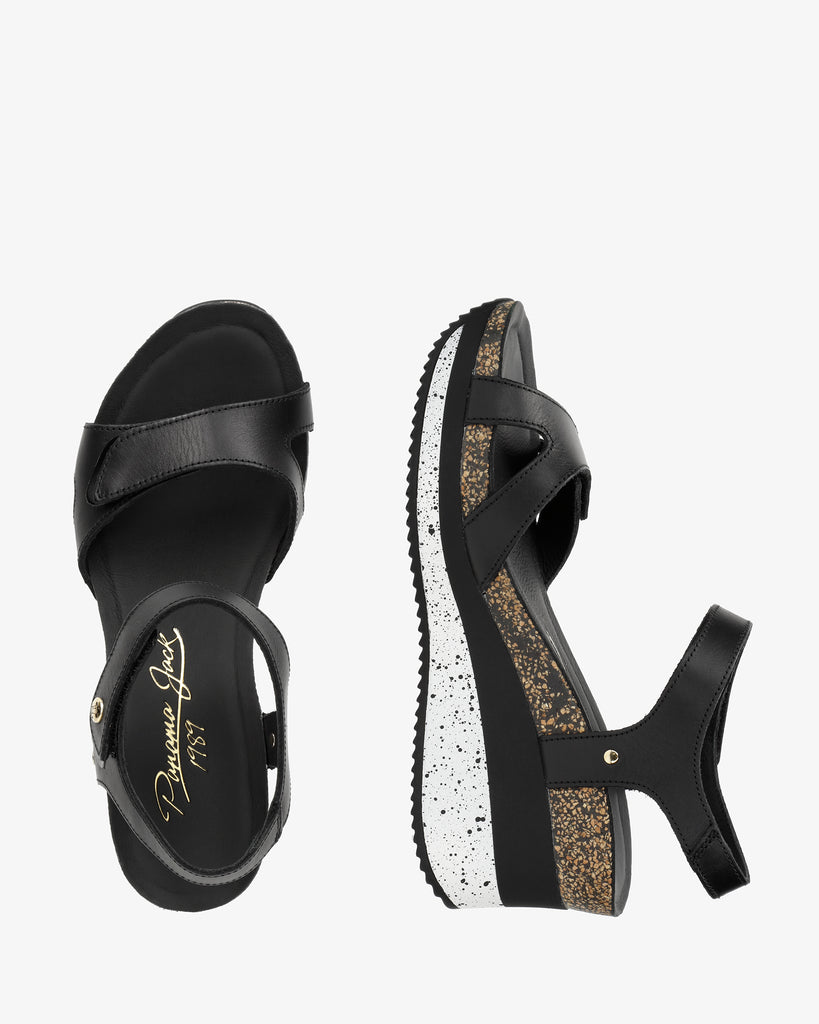 Nica Sport sandalias de piel con forro interior de piel. negro