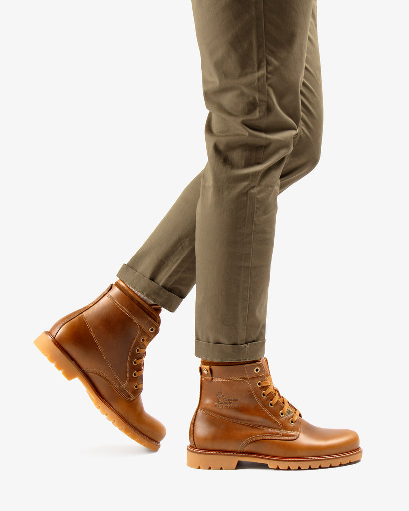 P03 Thunder botas de piel con forro interior de piel. camel