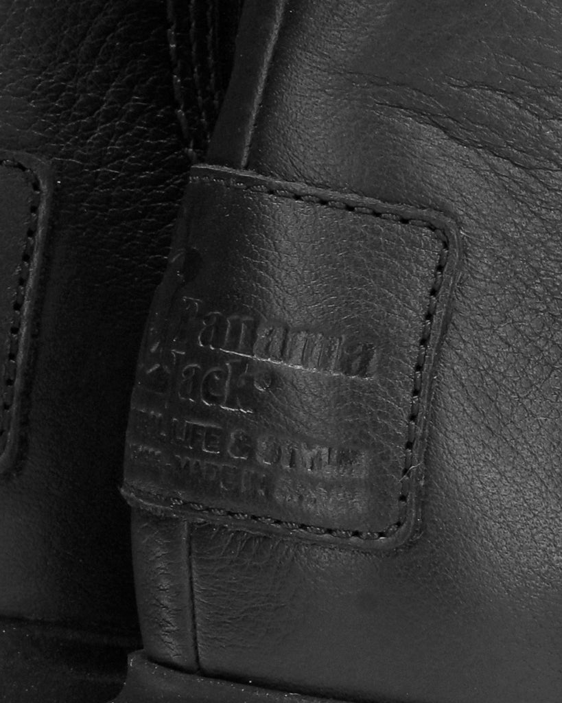 Pia botines de piel con forro interior de piel. negro