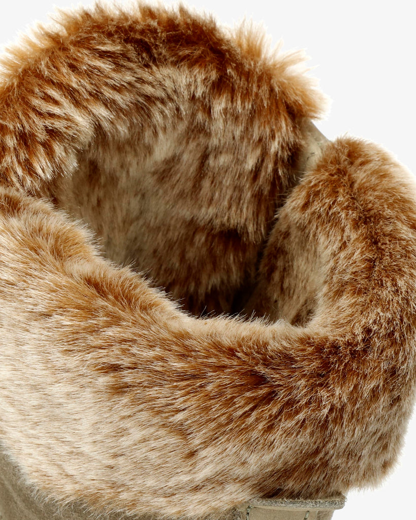 Tuscani botas de piel con forro interior de pelo. kaki